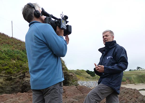 Ed Collard (Widecast) and Andy Howard (BGS) at Sedgewell Cove, Bigbury-on-Sea, Devon (Devonian siltstones).